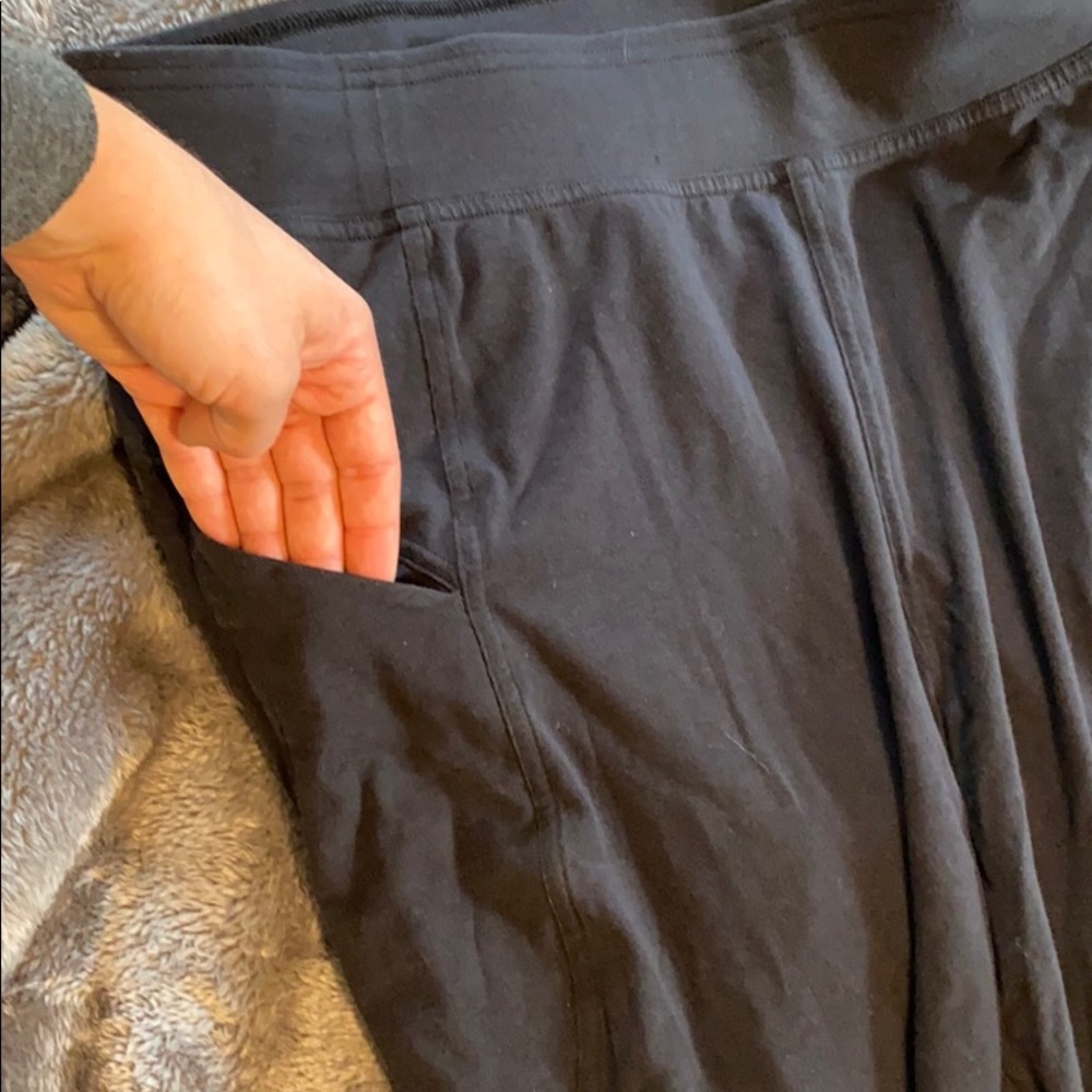 LuluLemon Joggers - Picture 3 of 6